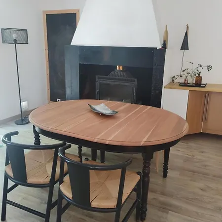 Casa vacanze L'atelier, Dépendance à La Campagne Teulat